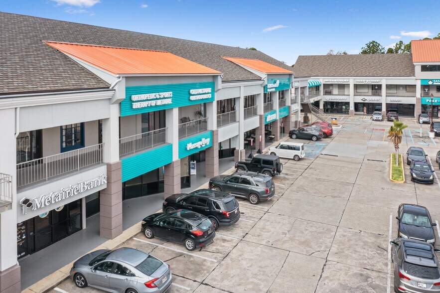 701-711 Metairie Rd, Metairie, LA à louer - Photo du bâtiment - Image 3 de 5