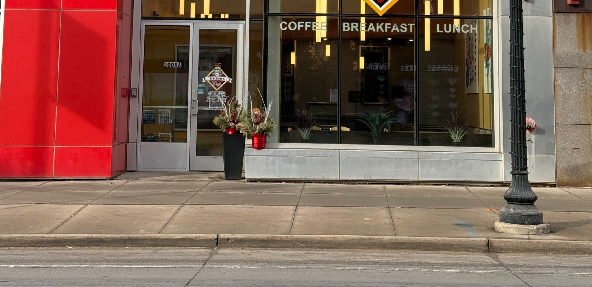 3008 Hennepin Ave, Minneapolis, MN for lease Interior Photo- Image 1 of 7