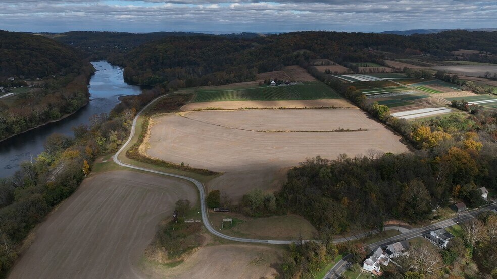 33 County Road 627, Phillipsburg, NJ à vendre - Vidéo sur l’inscription commerciale - Image 2 de 44