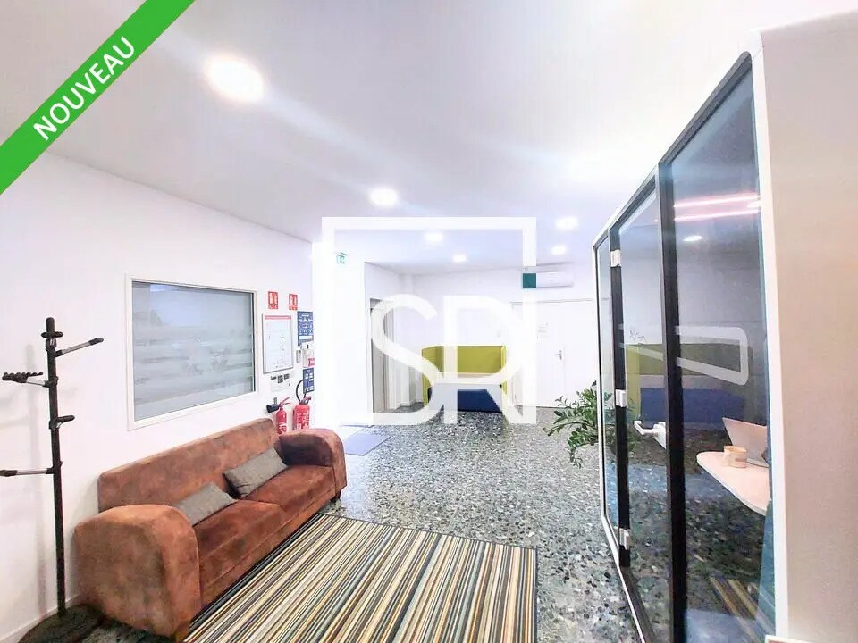 Office in Clermont-Ferrand for lease Primary Photo- Image 1 of 13