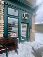 51 Bridge St, Amsterdam, NY for lease Interior Photo- Image 2 of 10