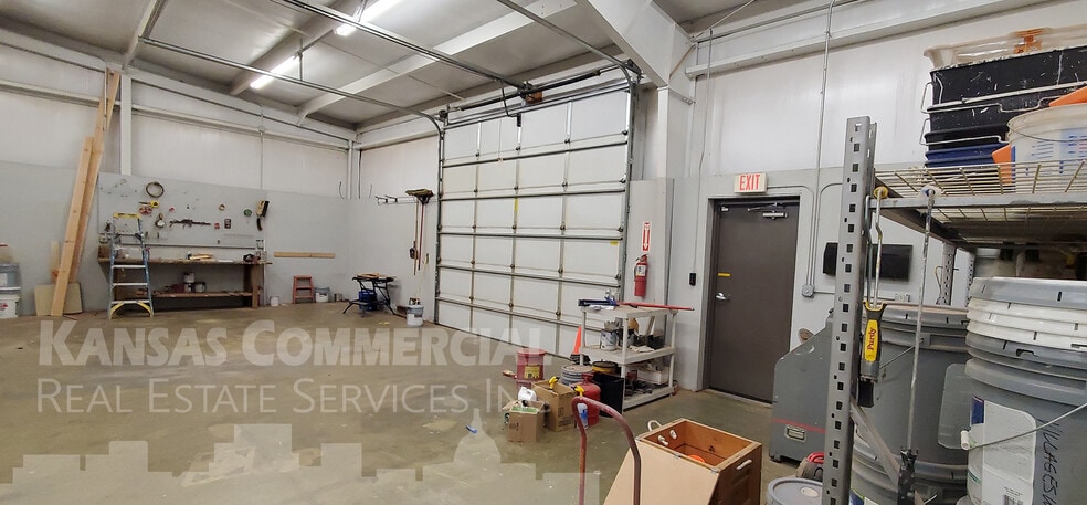 5449 SW Randolph Ave, Topeka, KS for lease - Building Photo - Image 2 of 3