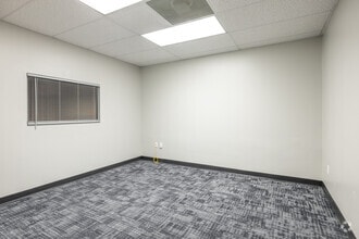 5730-5892 S Semoran Blvd, Orlando, FL à louer Photo intérieure- Image 2 de 3