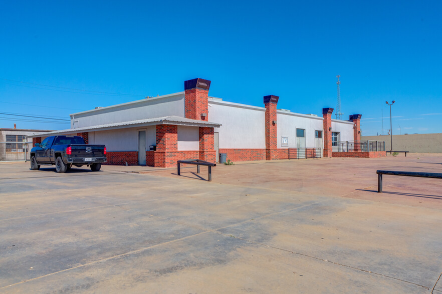 1928 Buddy Holly Ave, Lubbock, TX for sale - Building Photo - Image 1 of 28