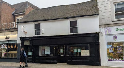 27 Peascod Street, Windsor for lease Building Photo- Image 1 of 5