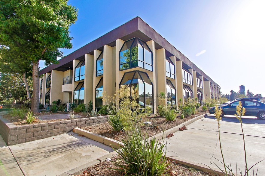 5050 Palo Verde St, Montclair, CA for lease - Building Photo - Image 1 of 20