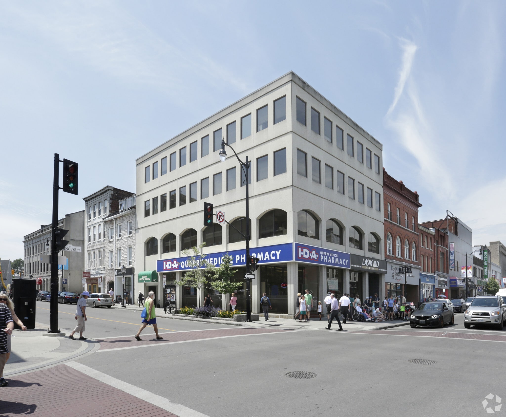 100 Princess St, Kingston, ON for lease Primary Photo- Image 1 of 23