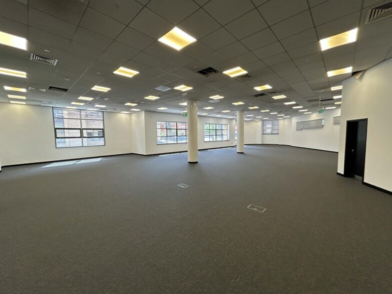 1 Sandgate, Newcastle Upon Tyne for lease - Building Photo - Image 3 of 16