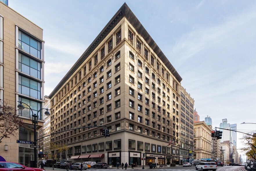 417 Fifth Ave, New York, NY for lease - Building Photo - Image 2 of 4