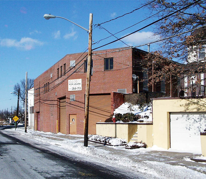 230-234 Orchard St, East Rutherford, NJ for lease - Building Photo - Image 1 of 1