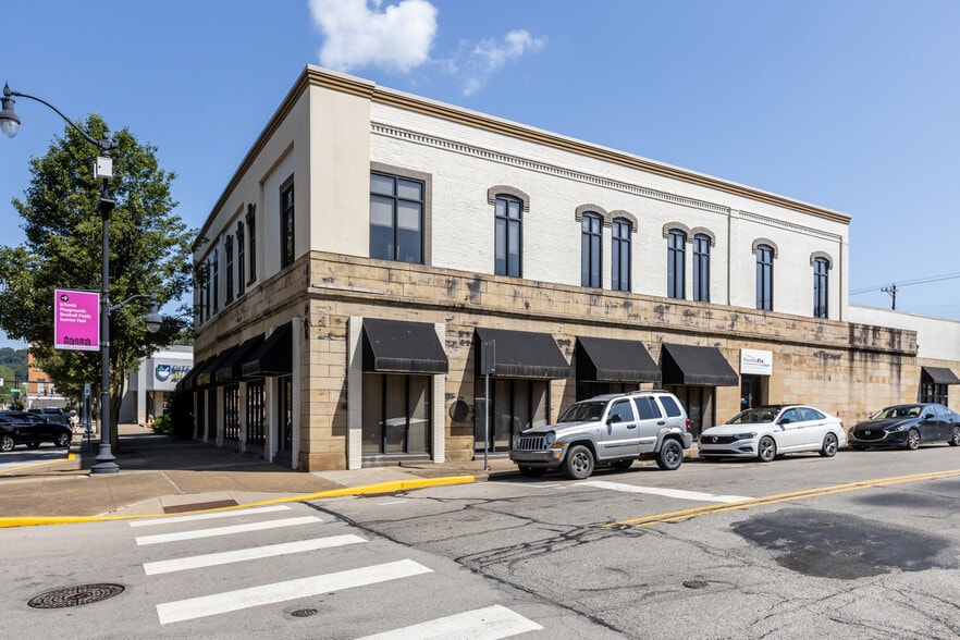 315 9th Ave, New Brighton, PA for lease - Building Photo - Image 1 of 14