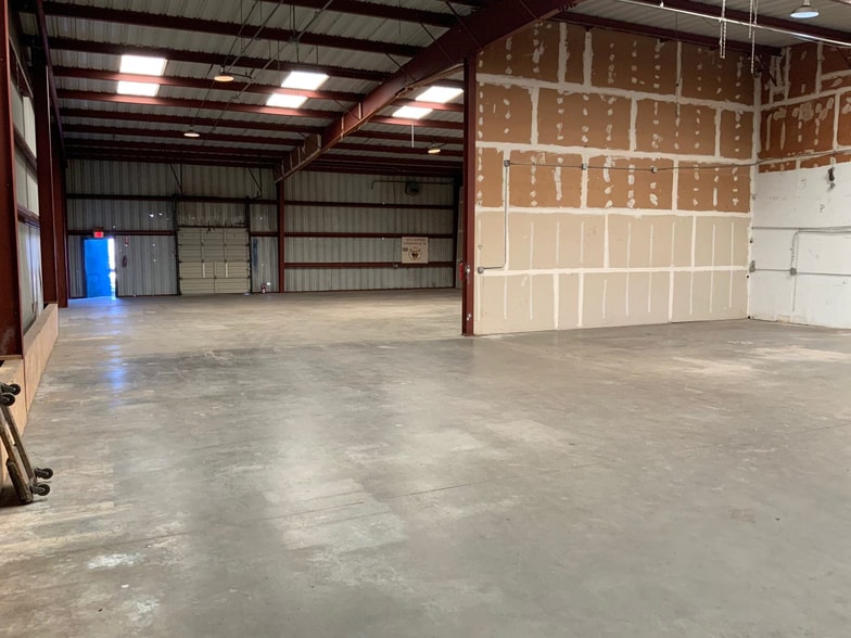 60-130 Industrial Way, Brisbane, CA for lease - Interior Photo - Image 2 of 6