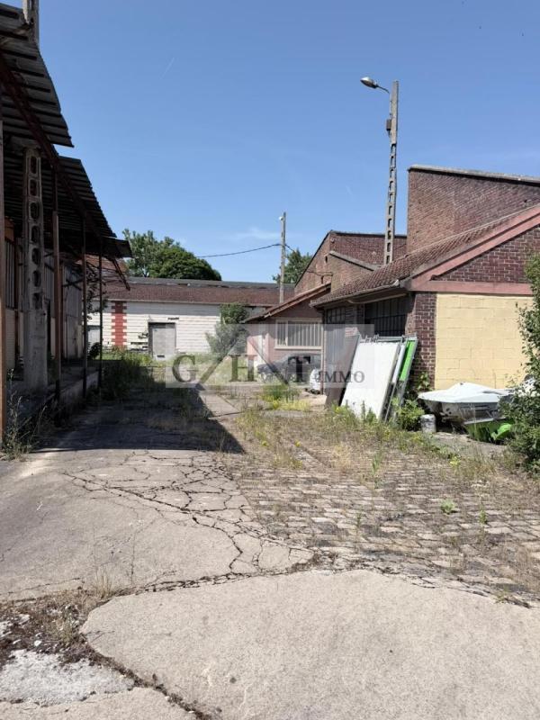 Industrial in Draveil for lease Building Photo- Image 1 of 3