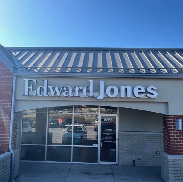 15970 S Mur-Len Rd, Olathe, KS for lease Building Photo- Image 1 of 13