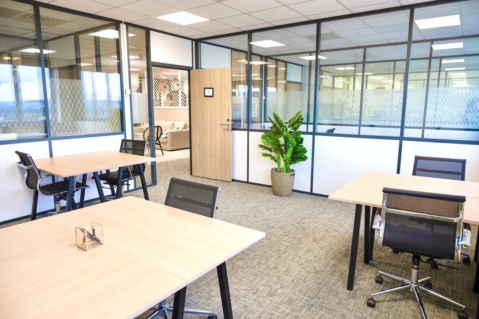 3 Boulevard Des Bouvets, Nanterre for lease Primary Photo- Image 1 of 6