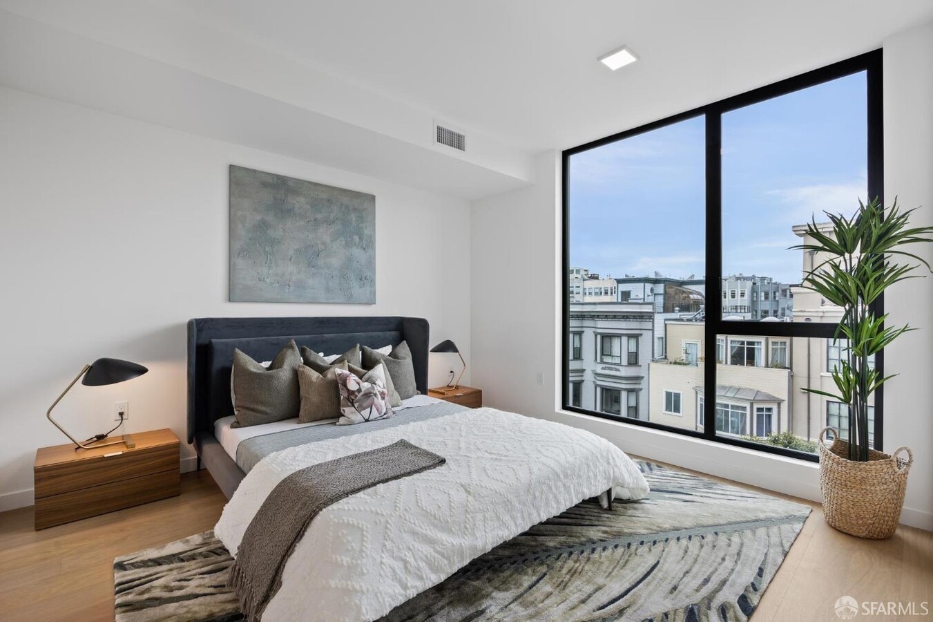 1580 Pacific Ave, San Francisco, CA 94109 - Unité 503 - - Photo intérieure - Image 1 of 10