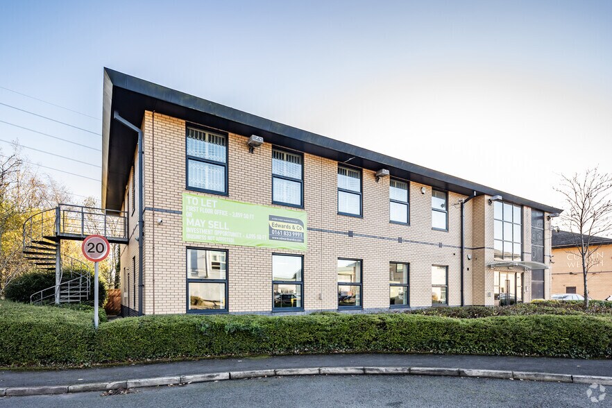 Riverview, Stockport à vendre - Photo du bâtiment - Image 2 de 2