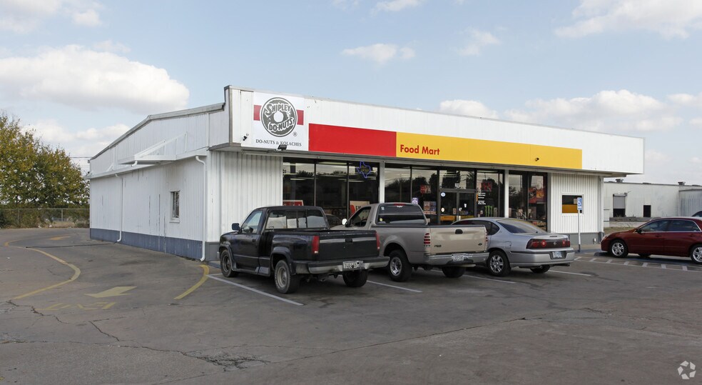 318 N Hewitt Dr, Hewitt, TX for lease - Primary Photo - Image 1 of 2