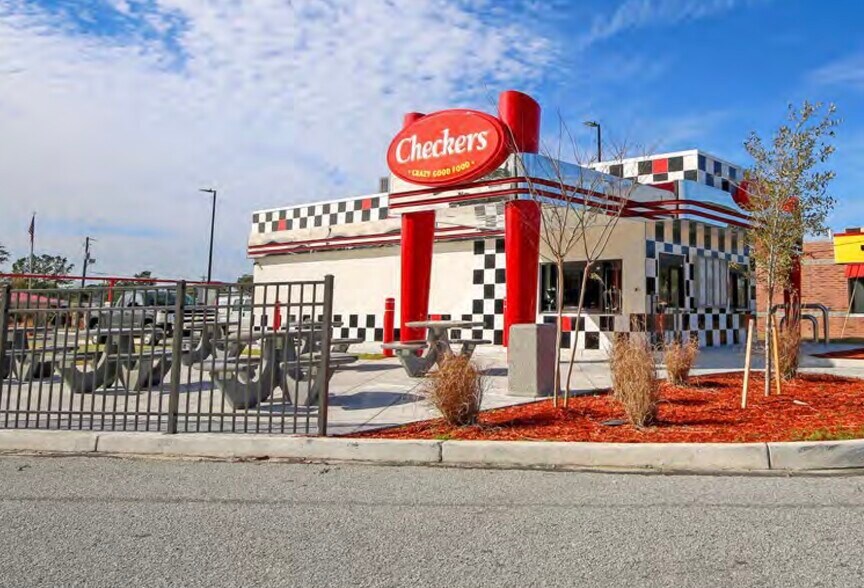 1638 Red Bank Rd, Goose Creek, SC à louer - Photo du bâtiment - Image 2 de 10