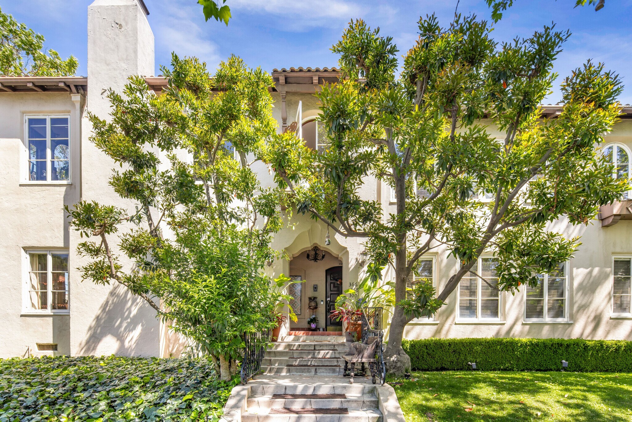 366 N Sycamore Ave, Los Angeles, CA à vendre Photo principale- Image 1 de 16