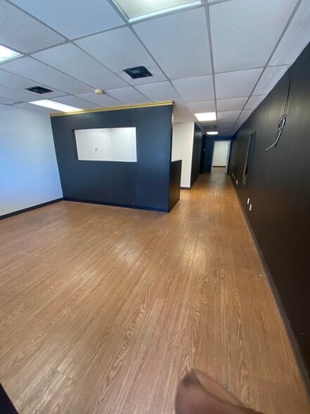 8341-8381 Perrin Beitel Rd, San Antonio, TX à louer - Photo du bâtiment - Image 3 de 34