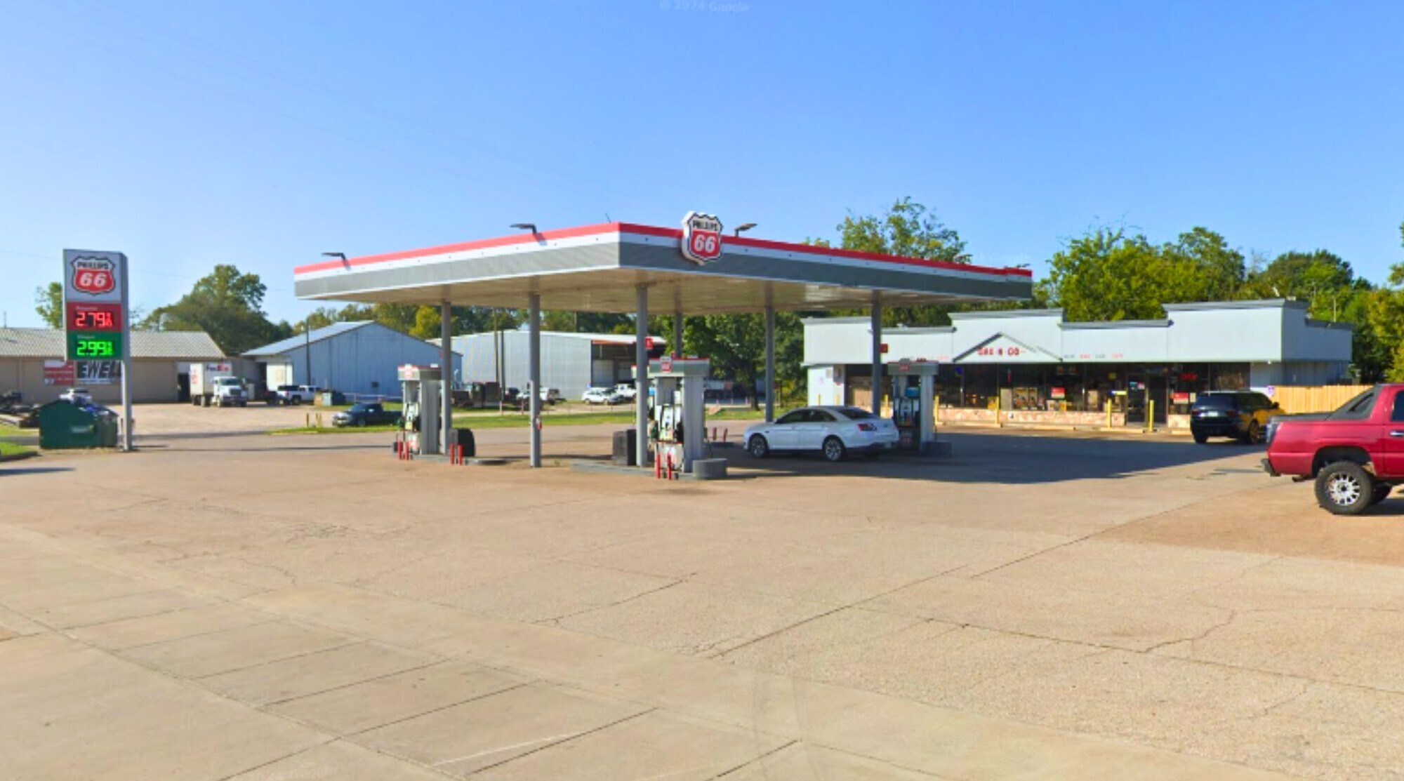 401 N Timberland Dr, Lufkin, TX à vendre Photo du bâtiment- Image 1 de 9