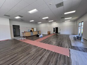 470 Vandell Way, Campbell, CA for lease Interior Photo- Image 2 of 5