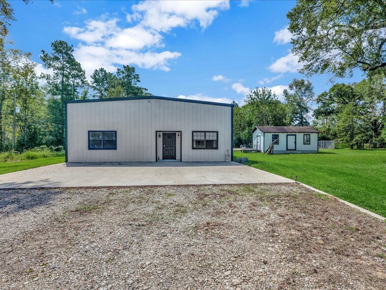 9890 Highway 150, Shepherd, TX à vendre - Photo du b timent - Image 3 de 35