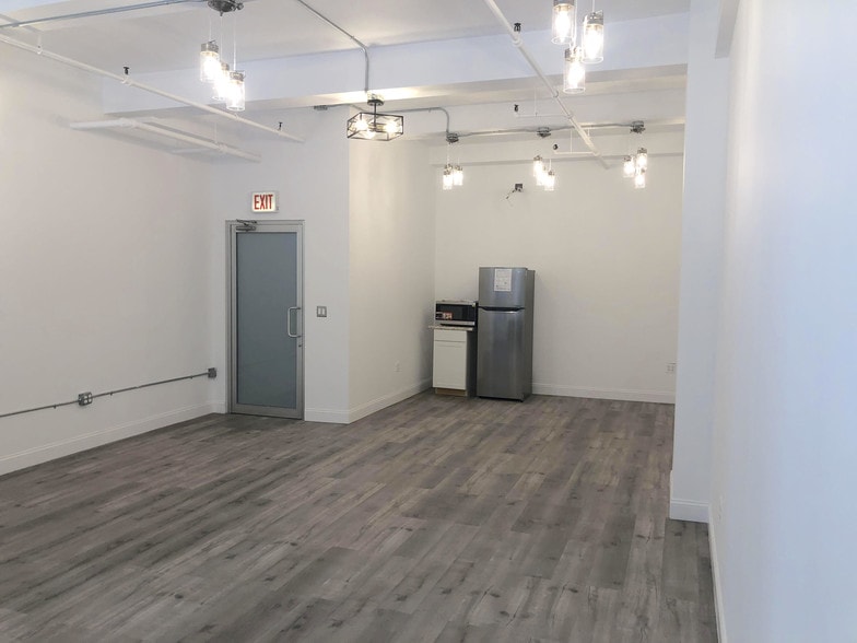 265-269 W 37th St, New York, NY for lease - Interior Photo - Image 3 of 6