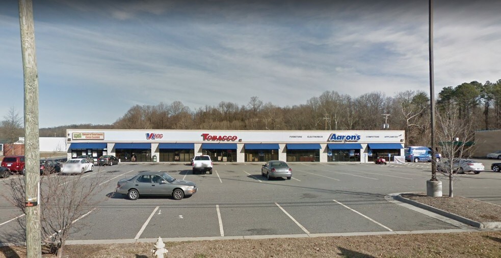 2777-2801 Greensboro Rd, Martinsville, VA for lease - Building Photo - Image 3 of 7