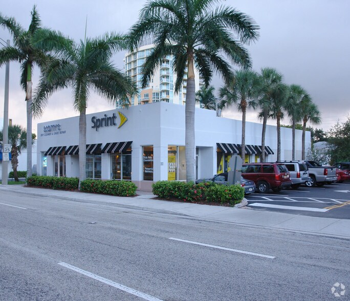 606-608 E Broward Blvd, Fort Lauderdale, FL à louer - Photo principale - Image 1 de 2