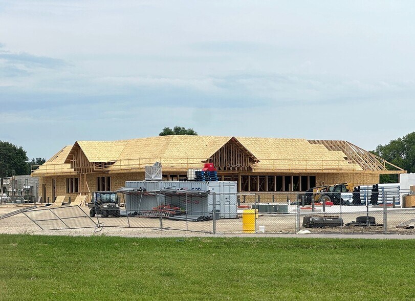 4012 Terminal Dr, McFarland, WI for lease - Building Photo - Image 3 of 4