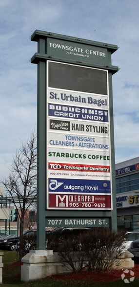 7077 Bathurst St, Vaughan, ON à louer - Photo du bâtiment - Image 2 de 7
