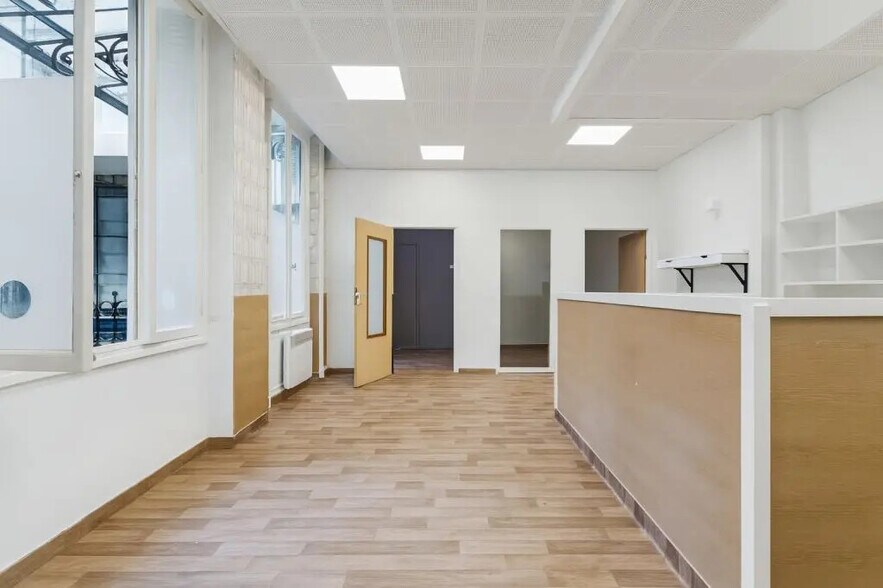 71 Avenue Victor Hugo, Paris à louer - Photo du bâtiment - Image 2 de 16