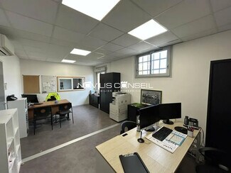 Plus de détails pour Bureau à louer