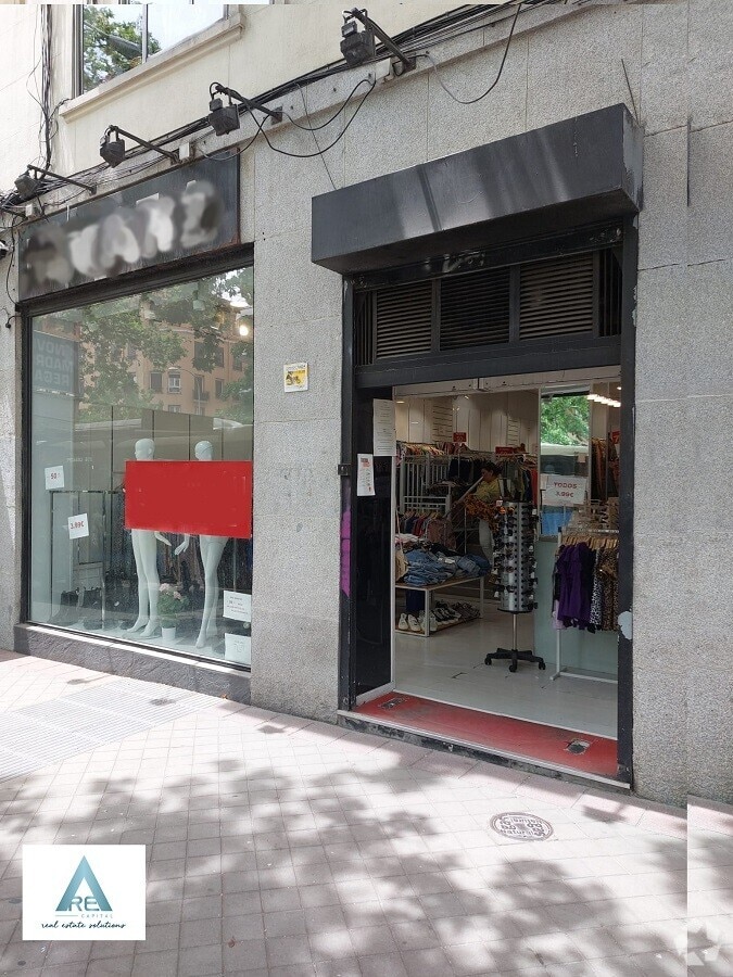 Madrid, MAD 28028 - Unité Puerta IZ, Esc. 1 -  - Photo intérieure - Image 1 of 2