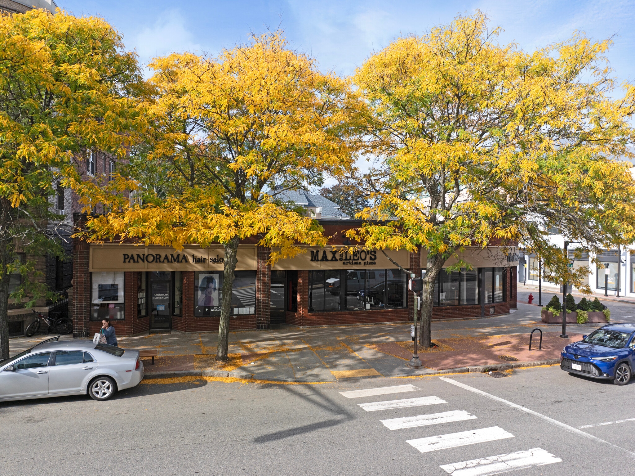 323-325 Washington St, Newton, MA for lease Primary Photo- Image 1 of 3