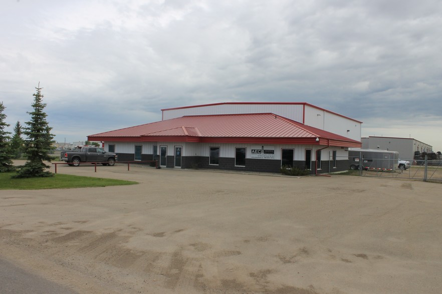 1317 10th St, Nisku, AB for sale - Building Photo - Image 1 of 1