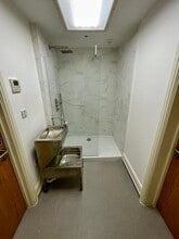 204 Fulham Rd, London for lease Interior Photo- Image 2 of 4