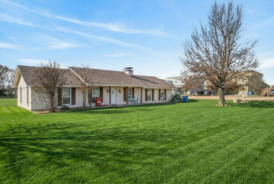 5353 US Highway 377, Tioga, TX à vendre - Photo du bâtiment - Image 3 de 22