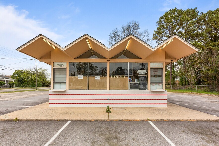 415 S John St, Goldsboro, NC à vendre - Photo du bâtiment - Image 2 de 40