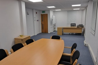 Dukes Ride, Crowthorne à louer Photo intérieure- Image 2 de 5