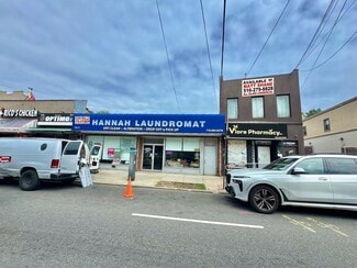 More details for 7511-7513 Metropolitan Ave, Middle Village, NY - Retail for Sale