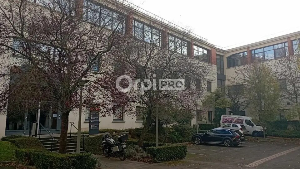 Office in Reims for lease Building Photo- Image 1 of 8