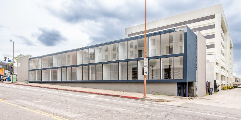 171 N La Brea Ave, Inglewood, CA à louer - Photo du bâtiment - Image 3 de 8