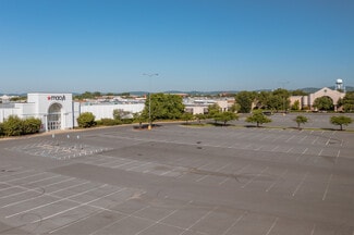 Plus de détails pour 5500 Buckeystown Pike, Frederick, MD - Commerce de détail à louer