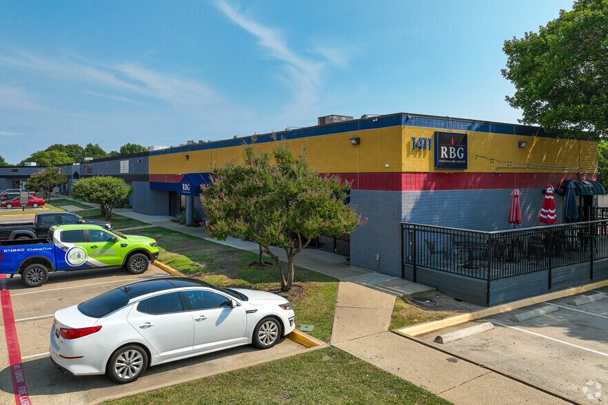 1411 E Campbell Rd, Richardson, TX à vendre - Photo principale - Image 1 de 9