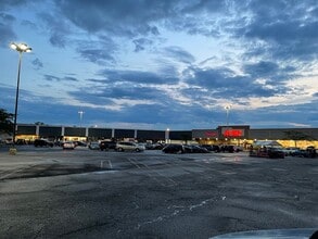 321 State Route 440, Jersey City, NJ for lease Interior Photo- Image 2 of 3