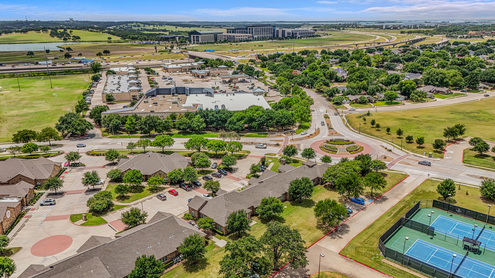 905 Trophy Club Dr, Trophy Club, TX for lease Building Photo- Image 1 of 35