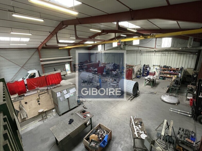 Industrial in Rennes for sale - Building Photo - Image 2 of 14